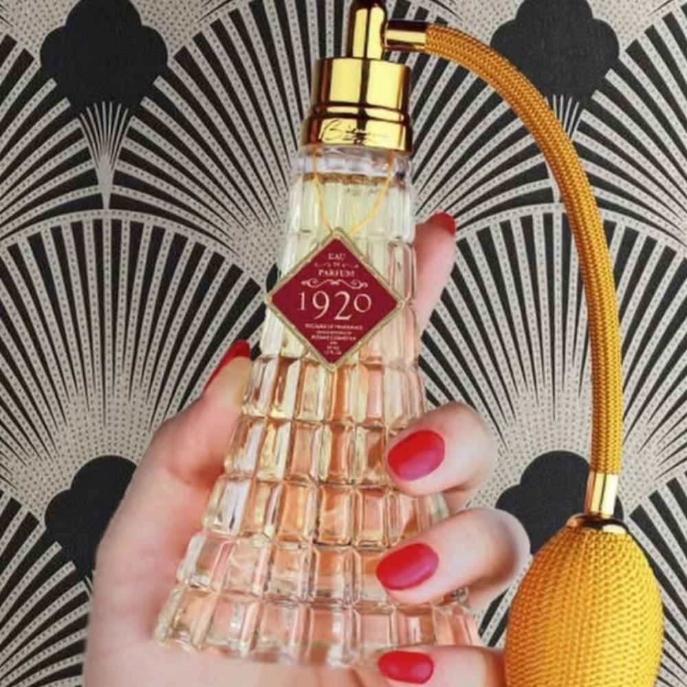 ❗Besame Cosmetics Crystal Perfume Atomizer Bottle Rare❗ - Picture 8 of 9